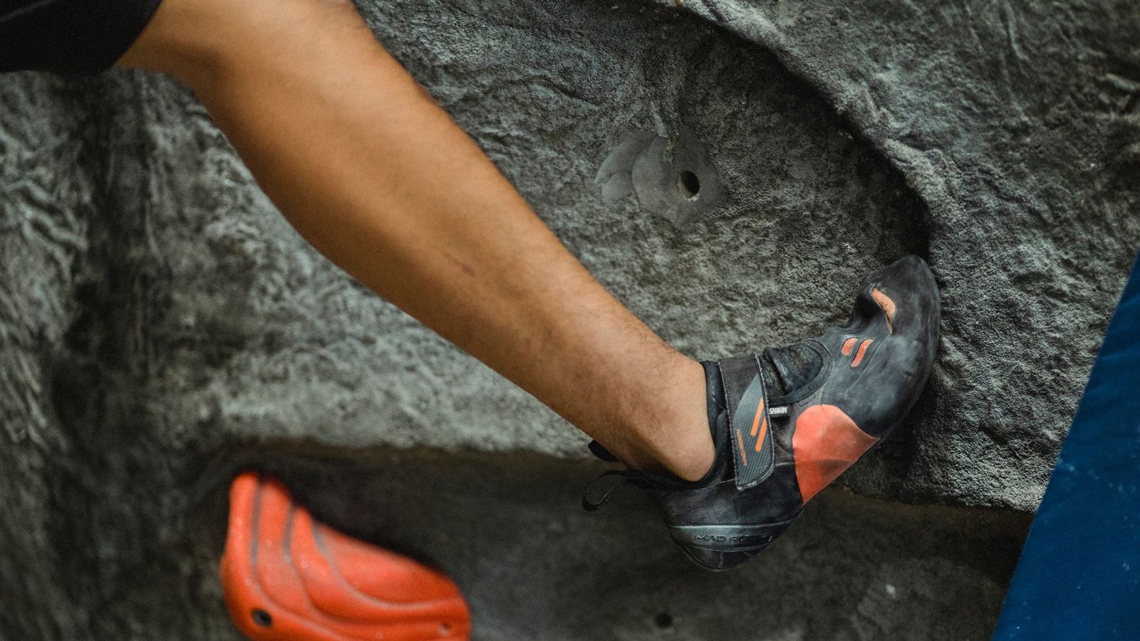 Best Bouldering Pads 2026 — Crash Pads for Outdoor Bouldering