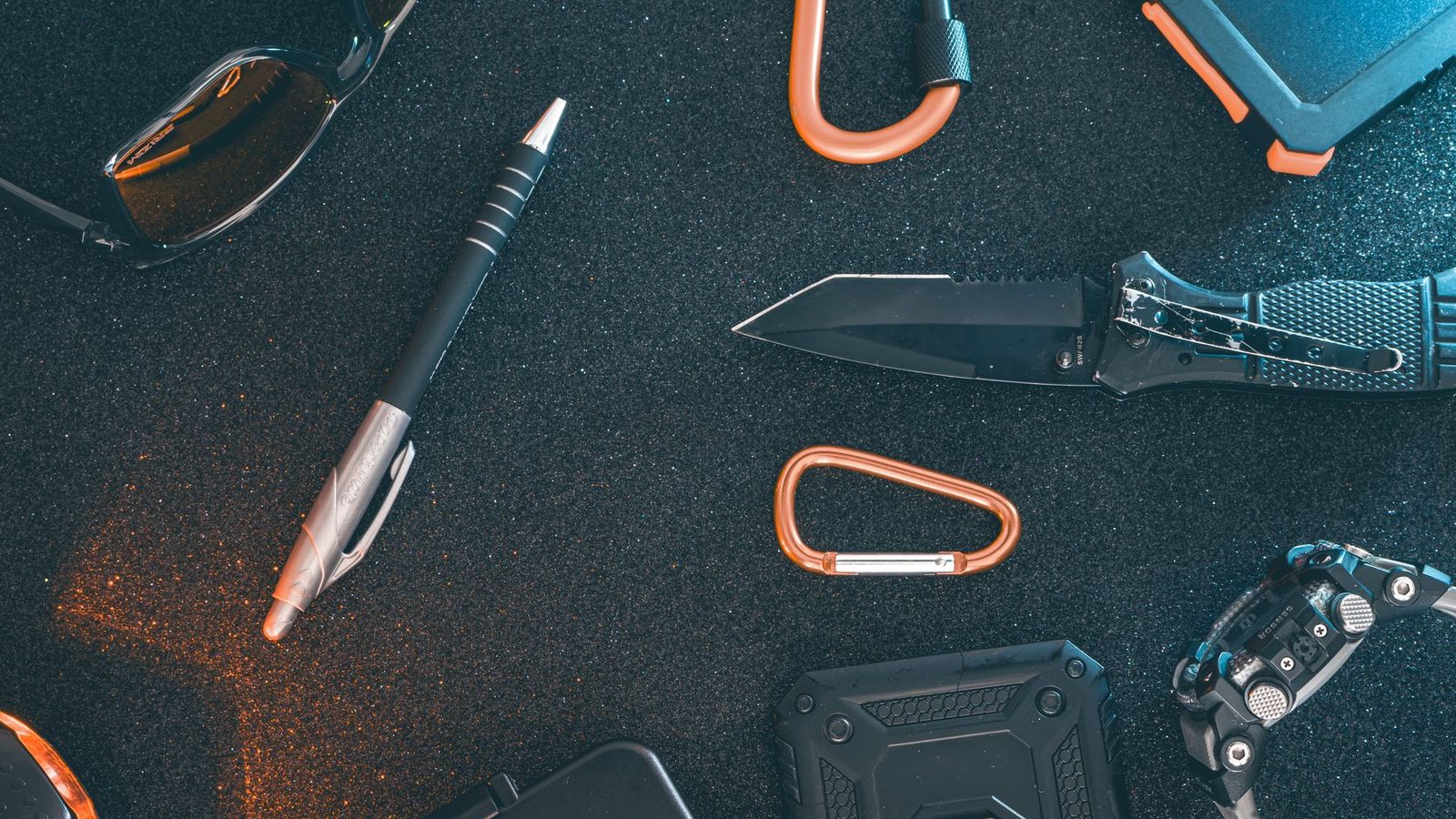Best Camp Knives & Multitools for 2026