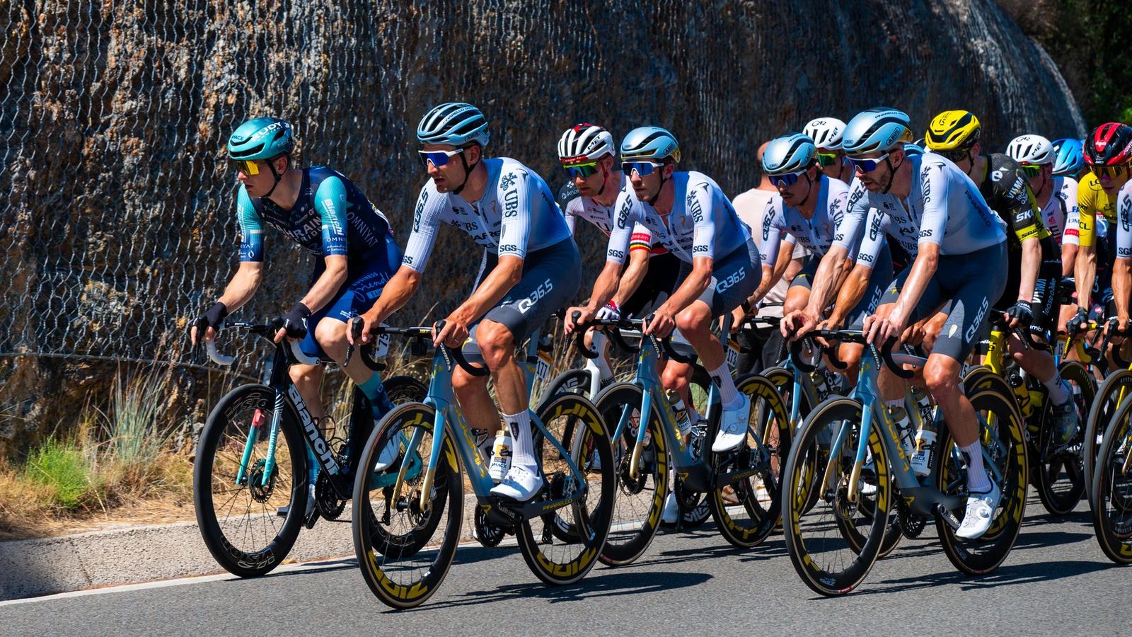 Best Cycling Jerseys 2026 — Road, Gravel & MTB