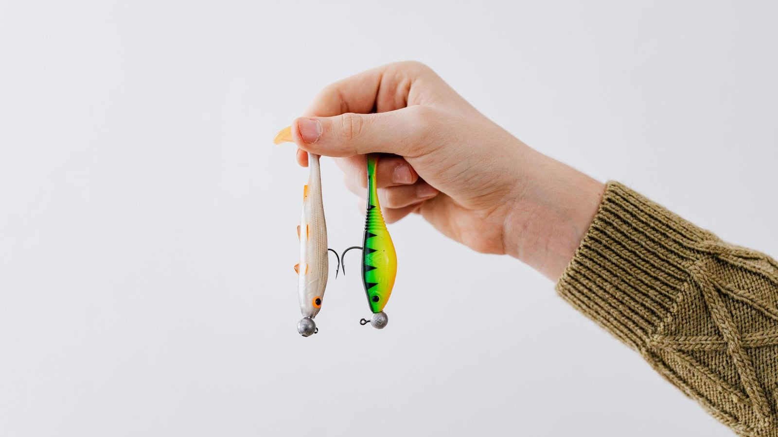 Best Drop Shot Fishing Setup 2026 — Hooks, Weights & Plastics