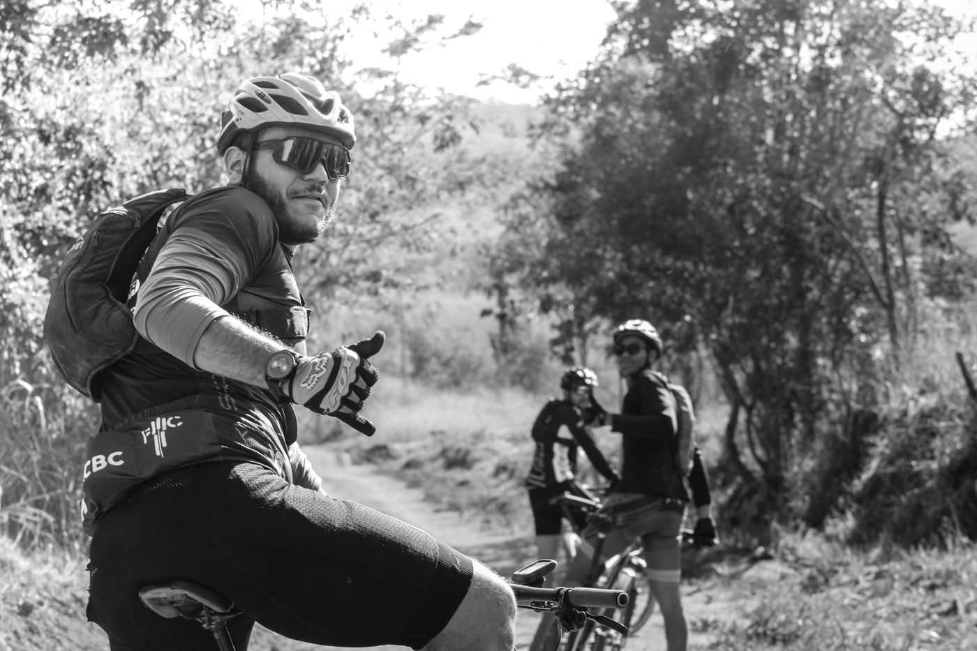 Best Mountain Bike Gloves 2026 — Full Finger & Short Finger