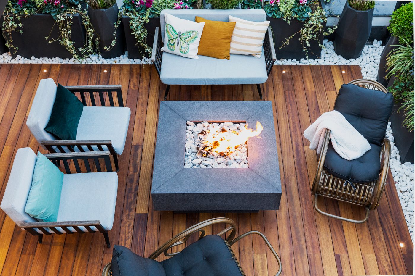 Best Outdoor Bars & Bar Carts (2026)